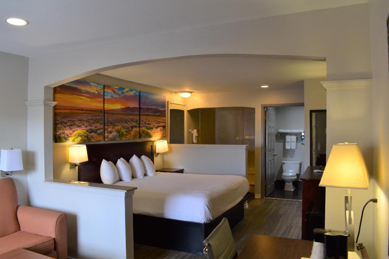 Days Inn By Wyndham Nacogdoches/Sfa University/Downtown Ngoại thất bức ảnh